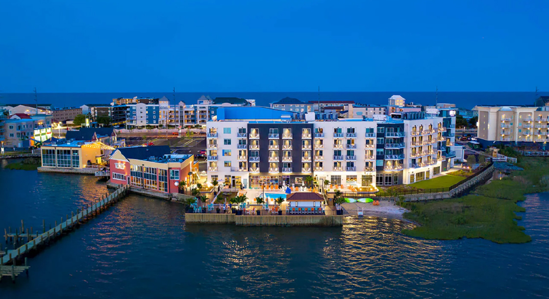 Photo of Aloft Hotel